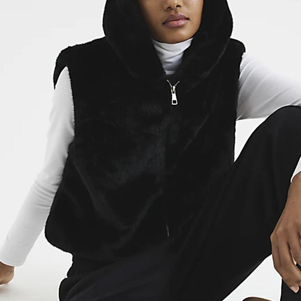 Zara Black Faux Fur Front Zip Hooded Vest Size S